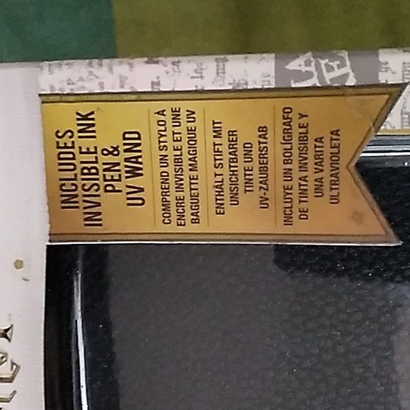 Harry Potter Tom Riddle's Diary and Invisible Ink Wand Pen - Picture 2 of 9